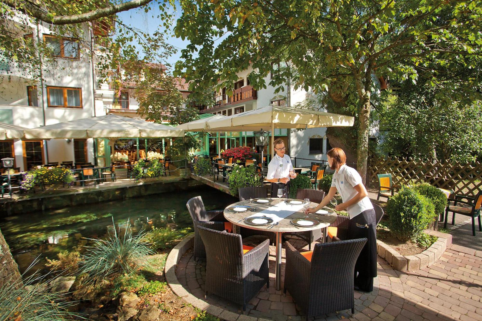 Forellenhof Roessle Hotel & Restaurant Lichtenstein  Extérieur photo