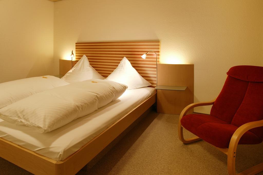 Forellenhof Roessle Hotel & Restaurant Lichtenstein  Extérieur photo